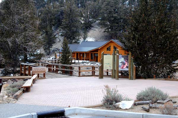 White Mountain Ranger Station
